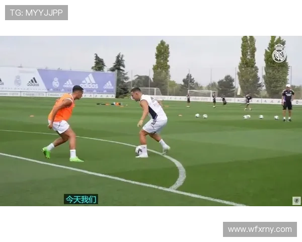 足球明星教你如何轻松过人技巧提升球技的实用视频教程